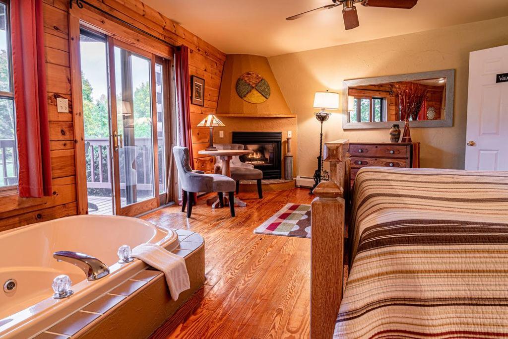 Point Au Roche Lodge Plattsburgh Zewnętrze zdjęcie